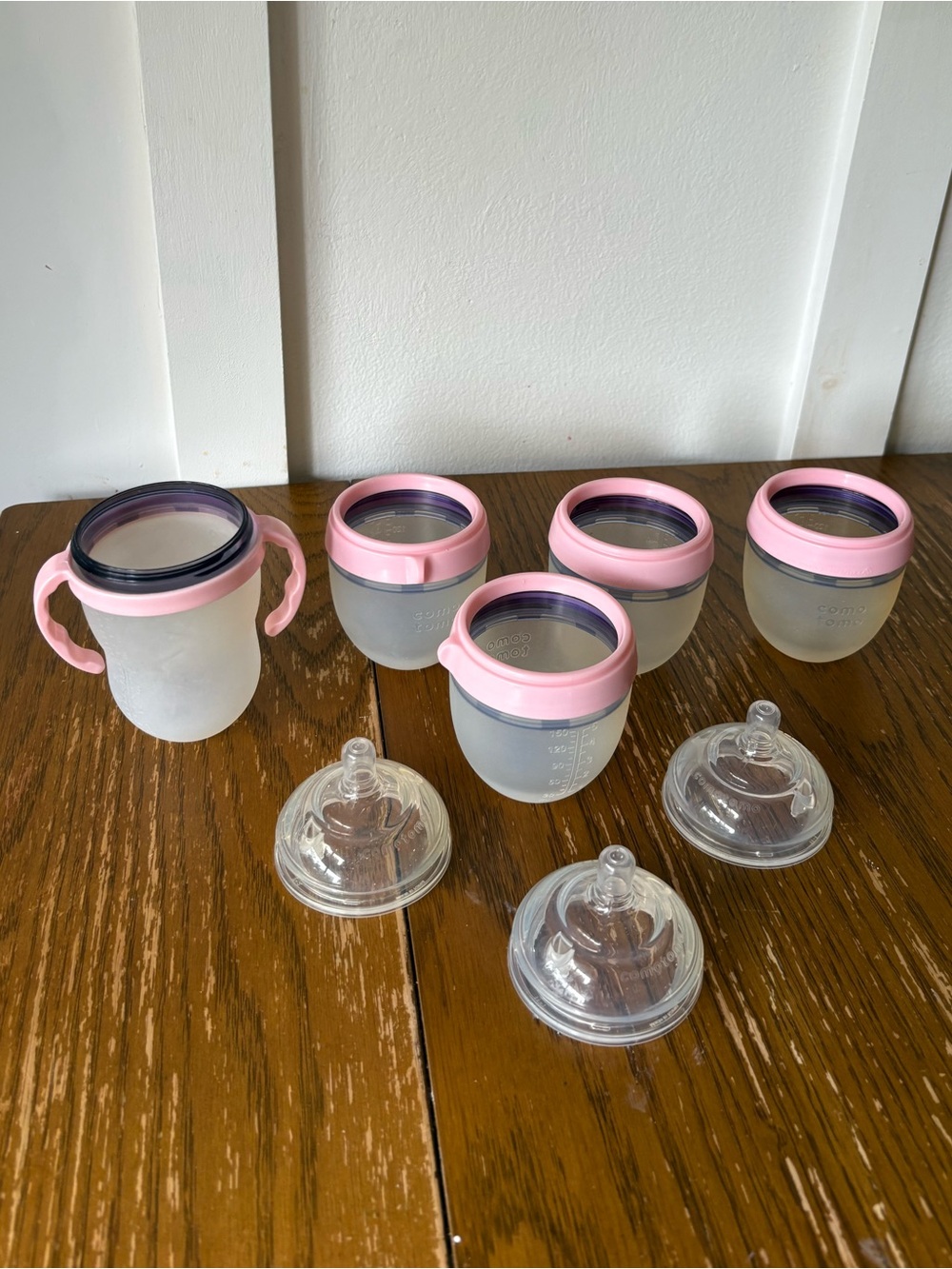 Como Tomo complete baby bottle set of 5 with caps
